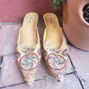 Size 8 Sweet pointed toe, open sole BOHO slippers
